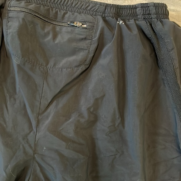 Nike  Running shorts Dri-Fit  black/mesh ventilation  Underwear  pockets  size M - Picture 11 of 14